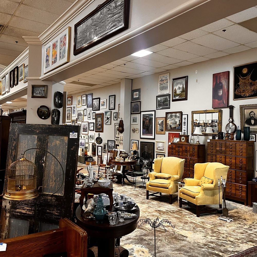 old clothing  THE BEST 10 THRIFT STORES near WEBSTER GROVES, MO 63119
