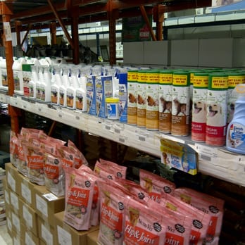 pet supply outlet
