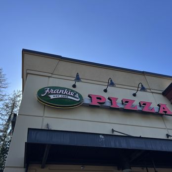 Frankie's Pizza - Pizza Near Me - Maple Valley, Washington