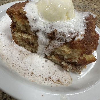 Carolyn's Cafe - Coffee cake with butter - Breakfast & Brunch Near Me - Redlands, California