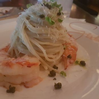 GIADA - Lemon shrimp pasta. Giada specialty dish - Italian Near Me - Las Vegas, Nevada GIADA - Lemon shrimp pasta. Giada specialty dish - Italian Near Me - Las Vegas, Nevada