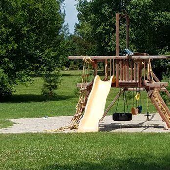 Frankton Pee Wee Diamond - small playground tower - Baseball Fields Near Me - Frankton, Indiana Frankton Pee Wee Diamond - small playground tower - Baseball Fields Near Me - Frankton, Indiana