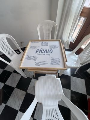 Café con Ron by null