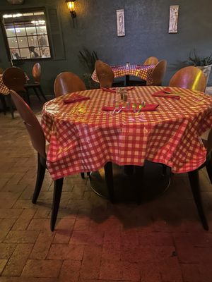 Caruso's by null