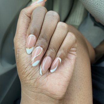 Madison Valgari Salon - Thank you Luna!!!! My first set since Covid hit a year ago. - Nail Salons Near Me - Royal Palm Beach, Florida Madison Valgari Salon - Thank you Luna!!!! My first set since Covid hit a year ago. - Nail Salons Near Me - Royal Palm Beach, Florida