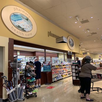 Vons - Pharmacy inside store! - Grocery Near Me - Lakewood, California
