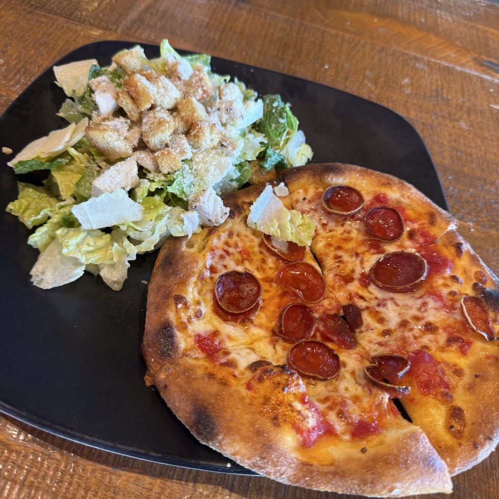 SPIN! Pizza - 7 inch Hot Honey Pepperoni and 1/2 Chicken Caesar - Pizza Near Me - Papillion, Nebraska SPIN! Pizza - 7 inch Hot Honey Pepperoni and 1/2 Chicken Caesar - Pizza Near Me - Papillion, Nebraska