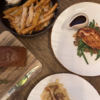 H Tasting Lounge - Lounges Near Me - Vancouver, British Columbia