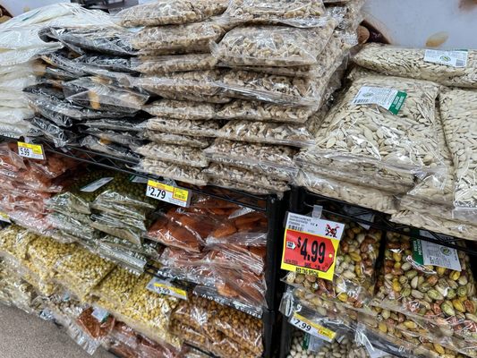 Superior Grocers by null