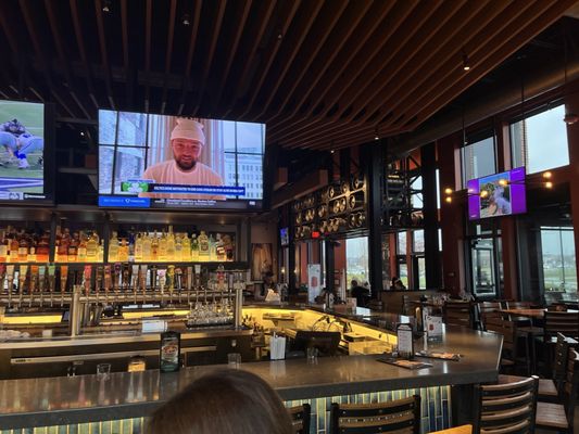 Bj's Restaurant & Brewhouse Sterling Heights