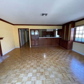 Golden Age Builders - Old kitchen - very dark - General Contractors Near Me - Los Angeles, California Golden Age Builders - Old kitchen - very dark - General Contractors Near Me - Los Angeles, California