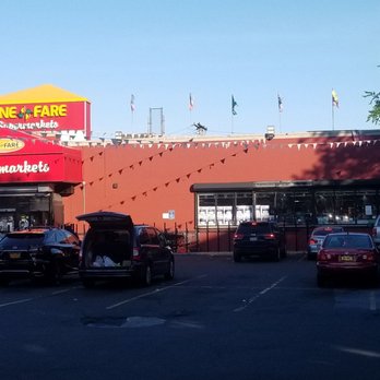Fine Fare Supermarket - cars parked in a parking lot - Grocery Near Me - Jamaica, New York Fine Fare Supermarket - cars parked in a parking lot - Grocery Near Me - Jamaica, New York