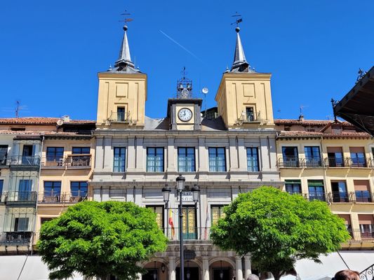 Segovia by null