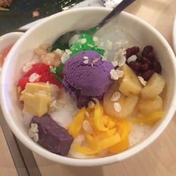 Casa Manila - Halo halo - Filipino Near Me - Toronto, Ontario