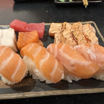 Sushi%AYCE/All You Can Eat - Sushi and sashimi combo... - Sushi Bars Near Me - Seattle, Washington Sushi%AYCE/All You Can Eat - Sushi and sashimi combo... - Sushi Bars Near Me - Seattle, Washington