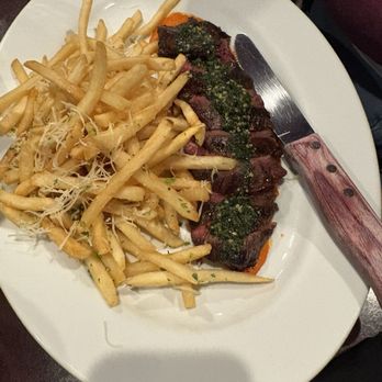 Bumpers Grill and Bar - American Near Me - Fairview, Oregon