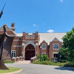 Modlin Center for the Arts - View of Modlin Center's main entrance from the parking lot.