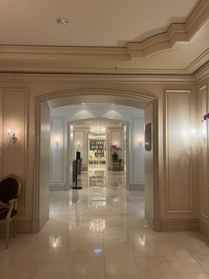 Steigenberger Frankfurter Hof by null