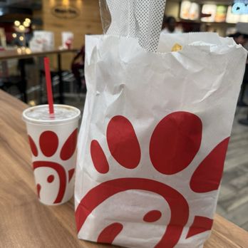 Chick-fil-A - Fast Food Near Me - Paramus, New Jersey