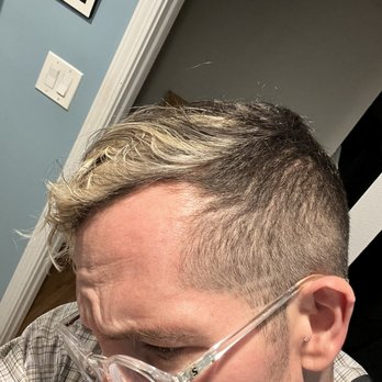 Spoke & Weal - Contrast of the bleach and blonde with toner by Isabella. - Hair Salons Near Me - Palo Alto, California Spoke & Weal - Contrast of the bleach and blonde with toner by Isabella. - Hair Salons Near Me - Palo Alto, California