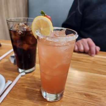 Broken Yolk Cafe - Drinks were good. Strawberry Lemonade. - American Near Me - Phoenix, Arizona Broken Yolk Cafe - Drinks were good. Strawberry Lemonade. - American Near Me - Phoenix, Arizona