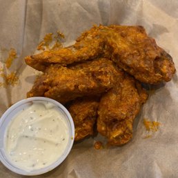 Wings sauced with Piri Piri Wings sauced with Piri Piri