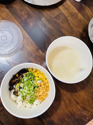 Rakkan Ramen by null