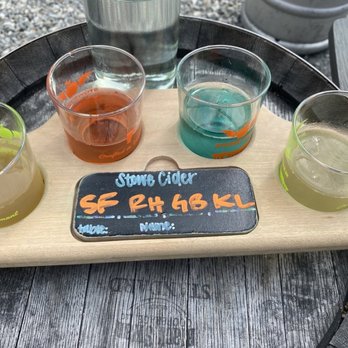 Stowe Cider - Flight Of Strawberry Fields, Vermont Grown Raspberry Honey, Brainwaves Gummy Bears, And Brainwaves Key Lime Pie - Cideries Near Me - Stowe, Vermont Stowe Cider - Flight Of Strawberry Fields, Vermont Grown Raspberry Honey, Brainwaves Gummy Bears, And Brainwaves Key Lime Pie - Cideries Near Me - Stowe, Vermont