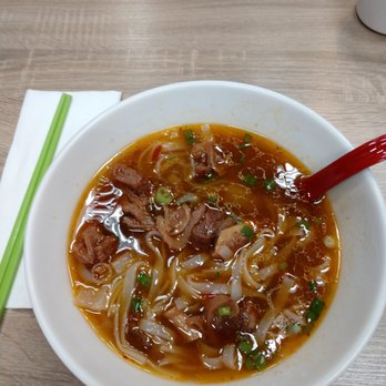 Yum Noodles - Stewed Beef Brisket Rice Noodles - Chinese Near Me - Santa Clara, California