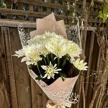 Vanilla Bloom Flowers - Floral Designers Near Me Vanilla Bloom Flowers - Floral Designers Near Me