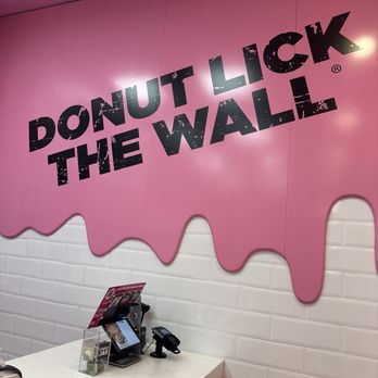 Pinkbox Doughnuts - Donuts Near Me - Primm, Nevada