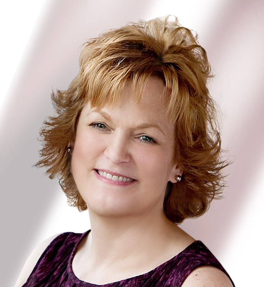 BETH LINDNER 46 Photos Real Estate Agents 0N371 Papworth St