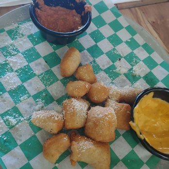 Barley & Pie - Sharon (appetizer): homemade beer cheese and vodka sauce! - Pizza Near Me - Fleming Island, Florida