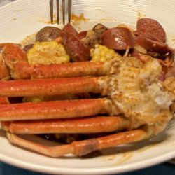 OC Lobster Pot - Seafood boil with Cajun seasoning!