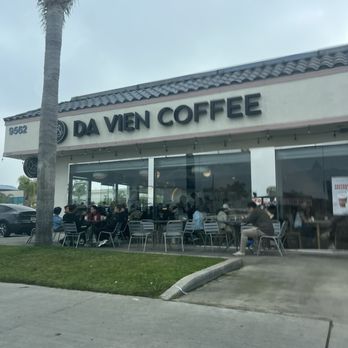 Da Vien Coffee - Outside - Desserts Near Me - Westminster, California Da Vien Coffee - Outside - Desserts Near Me - Westminster, California