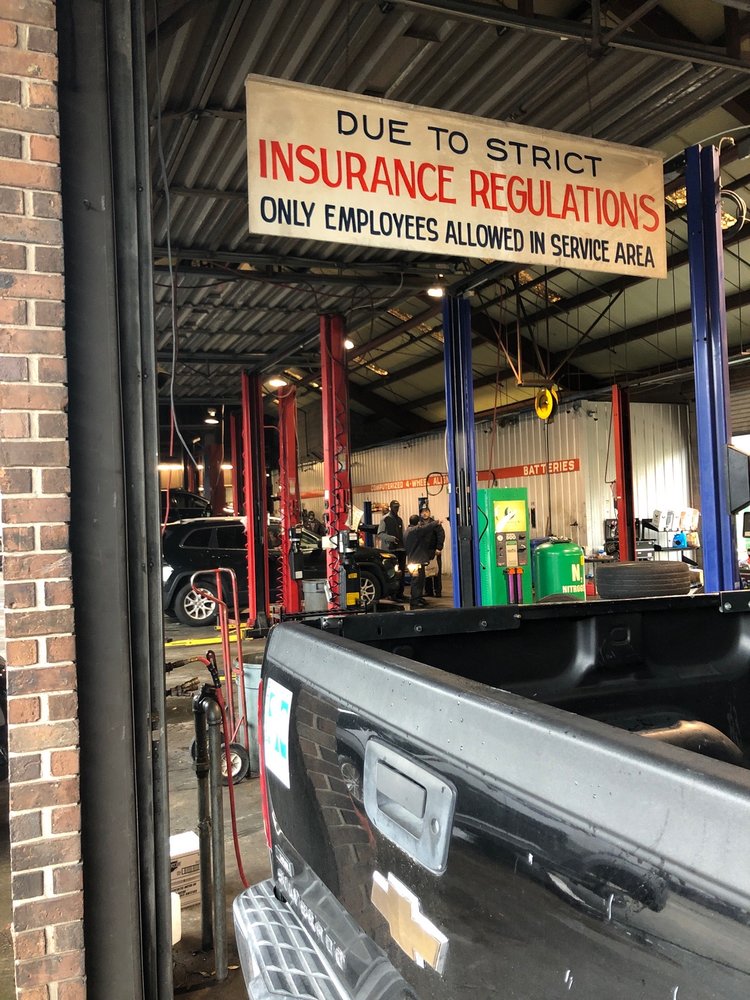 SAVANNAH TIRE 11 Photos & 40 Reviews Tires 101 E Anderson St