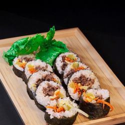 Hello BanhMi - Mild/Spicy Beef Kimbap