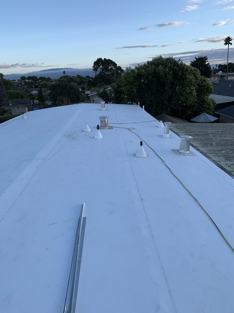 Slide of Diaz Gorilla Roofing