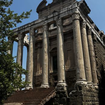 Crown Tours - Historical Tours Near Me - Rome, RM Crown Tours - Historical Tours Near Me - Rome, RM