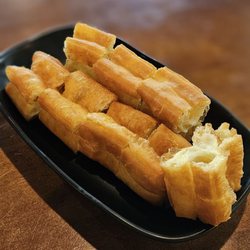 Chan Kee - 油條 (so yummy with the porridge)