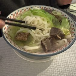 Yu Xiang Yuan - Beef noodle ( plain beef not stew)