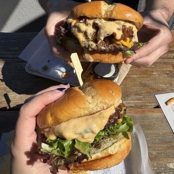 Royce - Royce Burger and Chips - Bars Near Me - Reno, Nevada