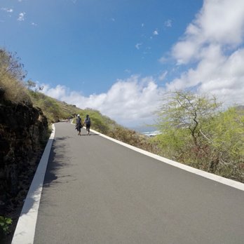 Makapu'u Point Lighthouse Trail - Hiking Near Me - Honolulu, Hawaii Makapu'u Point Lighthouse Trail - Hiking Near Me - Honolulu, Hawaii