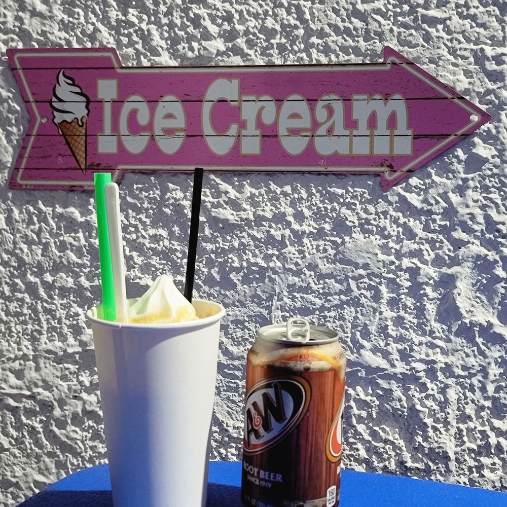 Dreamette Ice Cream Springfield - Root Beer Float #delicious - Ice Cream & Frozen Yogurt Near Me - Jacksonville, Florida Dreamette Ice Cream Springfield - Root Beer Float #delicious - Ice Cream & Frozen Yogurt Near Me - Jacksonville, Florida