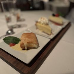Flight Restaurant and Wine Bar - Blueberry strudel, Key lime pie, pecan cheesecake