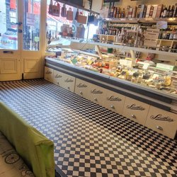 Smithies - Smithies inside view