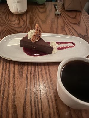 District Kitchen & Bar by null