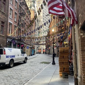 Stone Street Historic District - Landmarks & Historical Buildings Near Me - New York, New York Stone Street Historic District - Landmarks & Historical Buildings Near Me - New York, New York