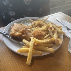 Applewood Fish & Chips - Halibut and chips