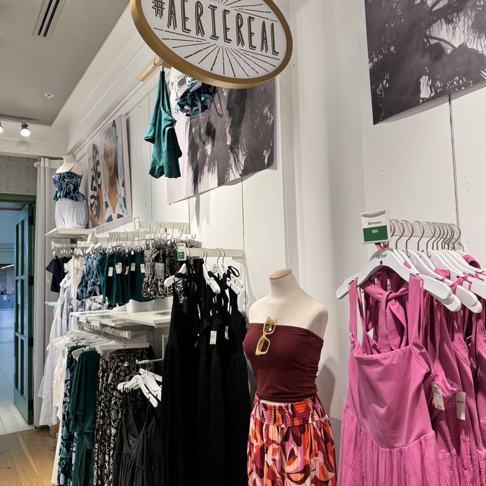 Aerie - Women's Clothing Near Me - Virginia Beach, Virginia Aerie - Women's Clothing Near Me - Virginia Beach, Virginia